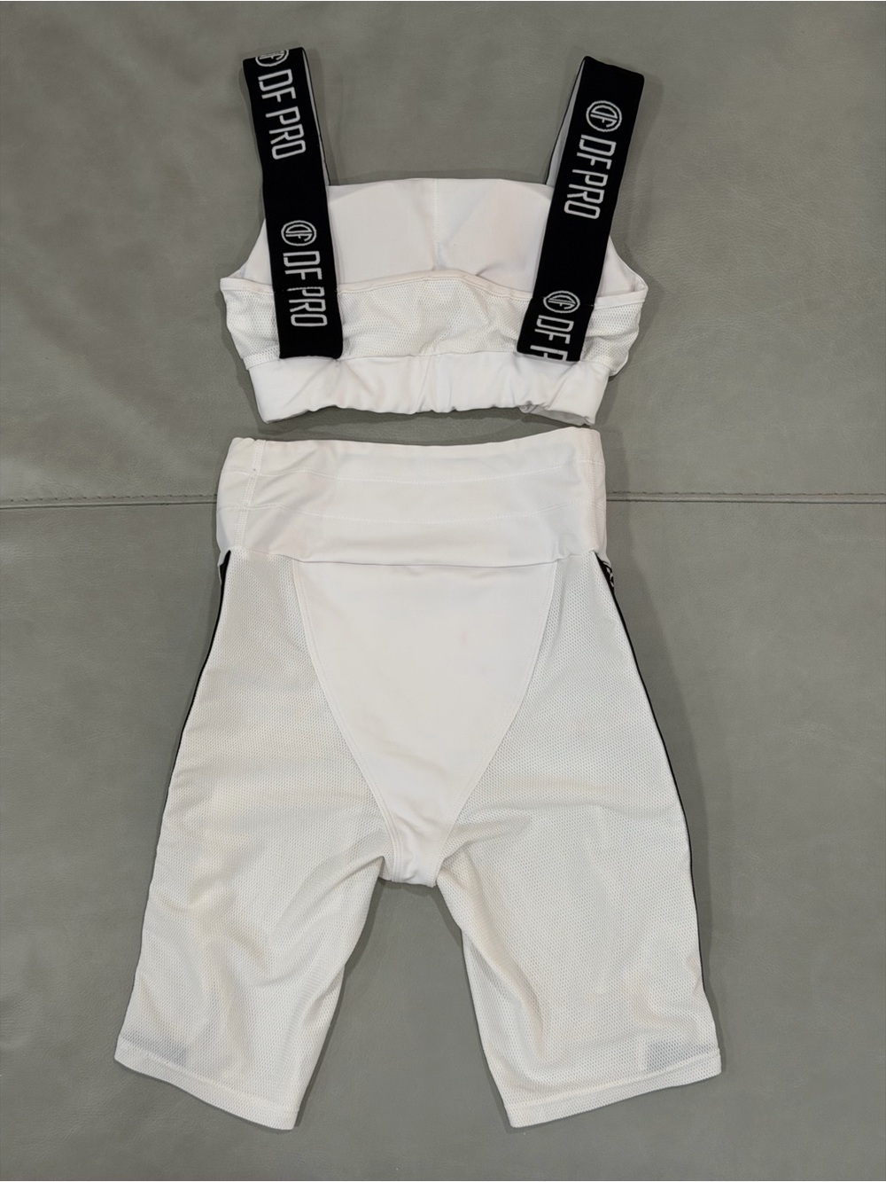 DF Original Pro Bianco White Sports Bra & Biker Shorts Set Size XS/S - Picture 8 of 13
